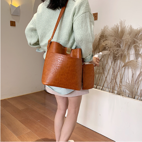 One shoulder Bucket Bag