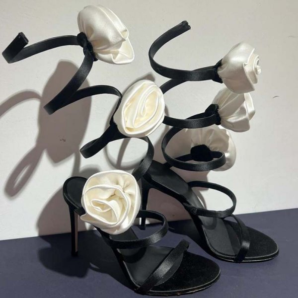 Lace-up Stiletto Heel Round Toe Flower Decorative Women's Sandals